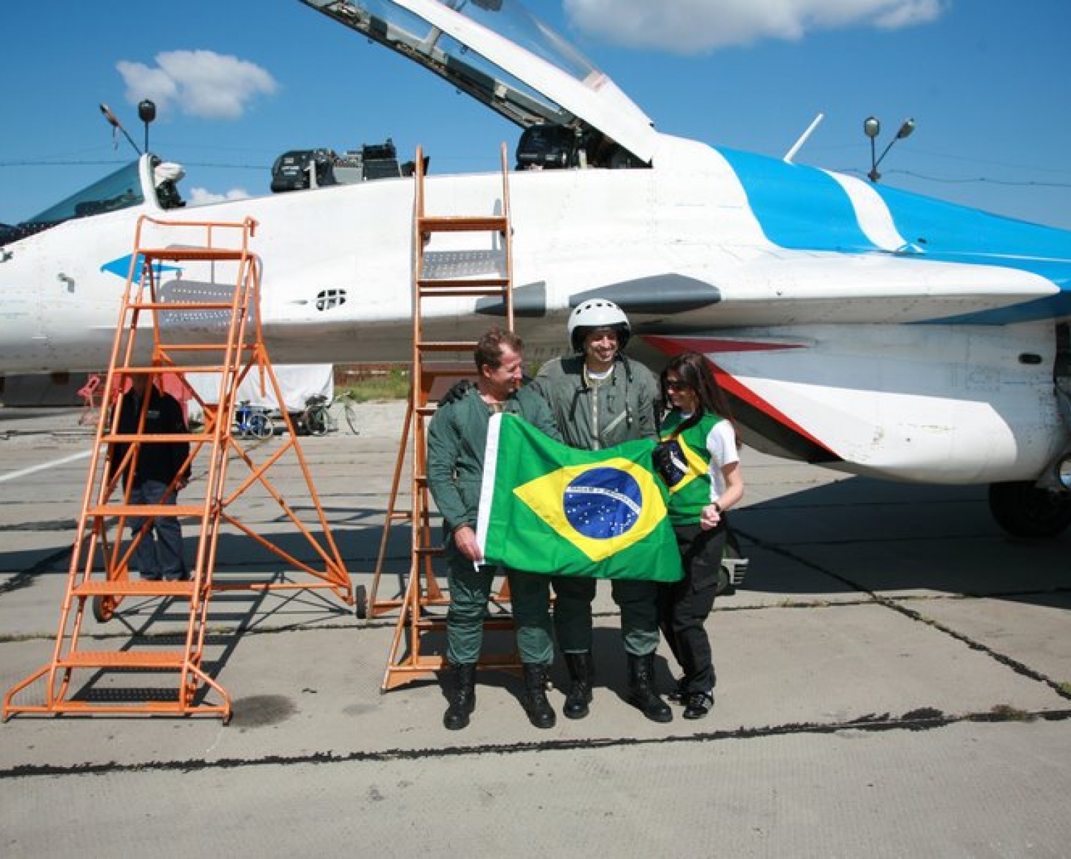 Passeio de caça supersônico Mig29 Agencia Marcos Pontes Passeio de caça supersônico Mig29 Agencia Marcos Pontes